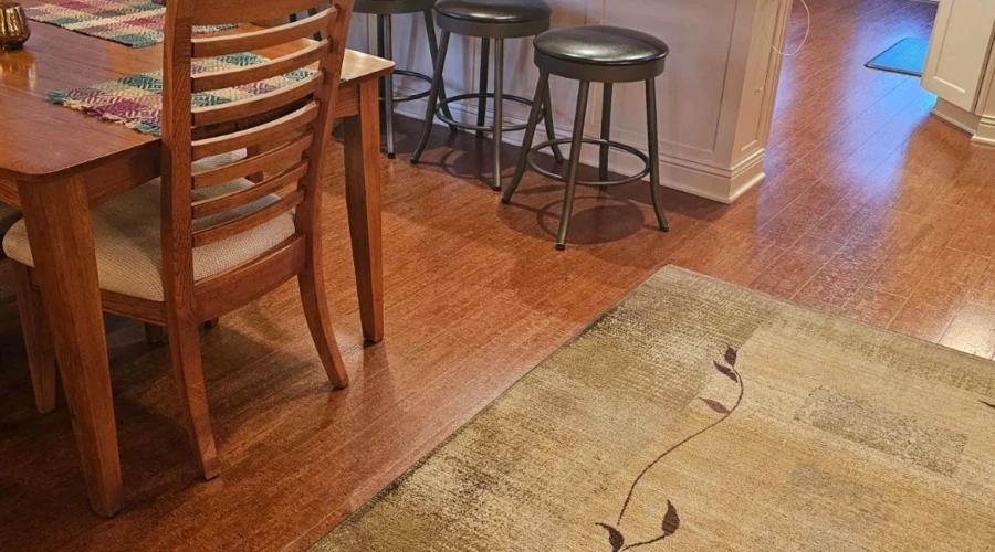 Luxury Vinyl Planks Service